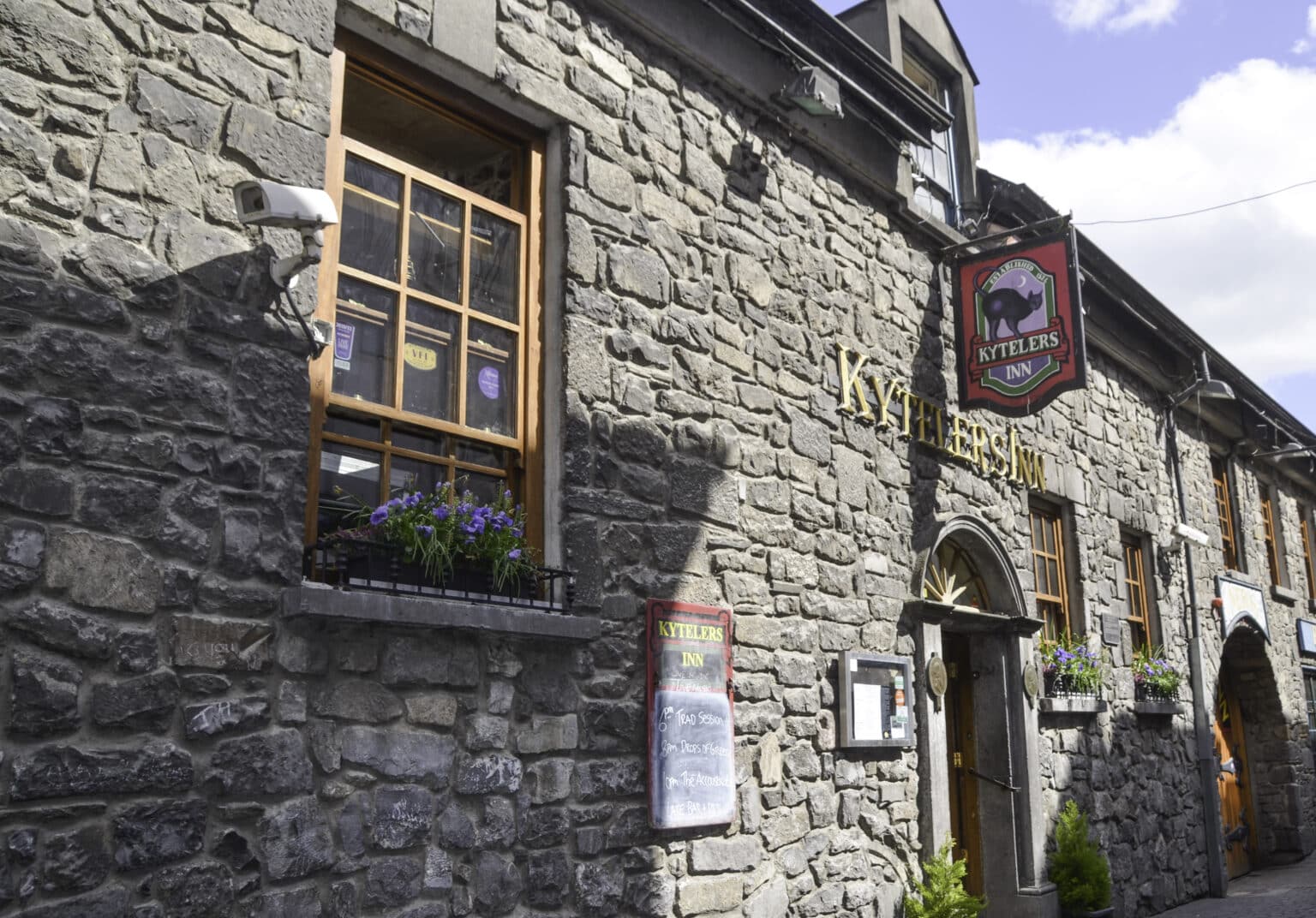 The Ultimate List of Awesome Things to do in Kilkenny, Ireland Eat